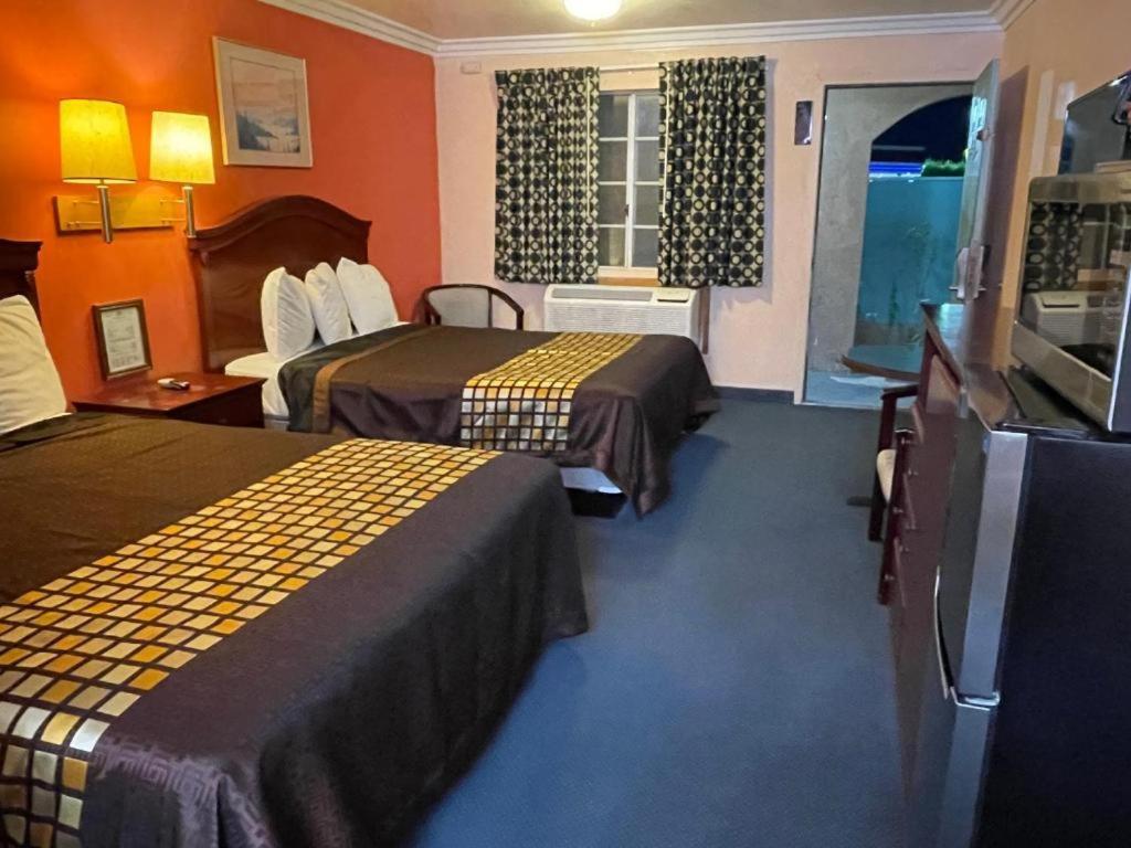 Aerospace Inn Мохаве Екстер'єр фото